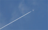 фото: Самолет в небе (опубликовано 14.09.2005)