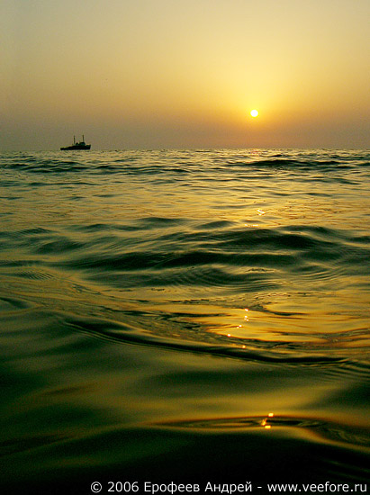 Море, Солнце, кораблик...