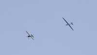 фото: Самолет тащит за собой планер (опубликовано 12.06.2007)
